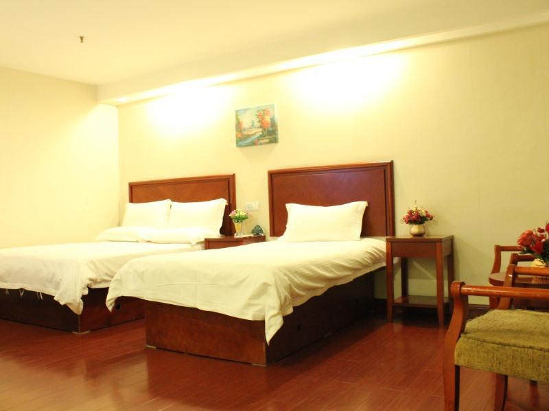 Greentree Alliance Shanghai Chongming Bayi Road Walking Street Hotel Exterior photo