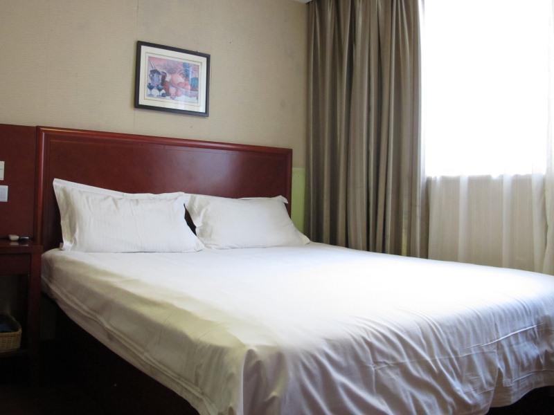 Greentree Alliance Shanghai Chongming Bayi Road Walking Street Hotel Exterior photo