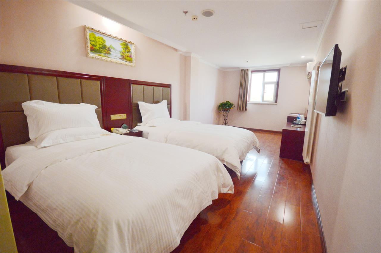 Greentree Alliance Shanghai Chongming Bayi Road Walking Street Hotel Exterior photo